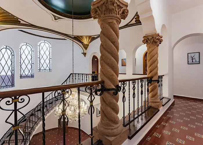 Anzures-polanco Mansion, Group Dining & Parking *