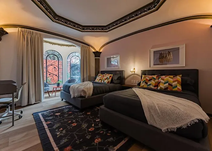Anzures-polanco Mansion, Group Dining & Parking *