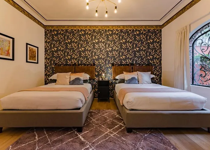 Сasa de vacaciones Anzures-polanco Mansion, Group Dining & Parking *