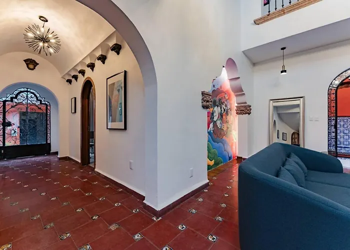 Anzures-polanco Mansion, Group Dining & Parking
