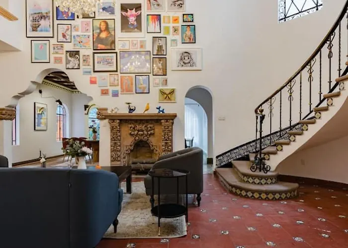 Сasa de vacaciones Anzures-polanco Mansion, Group Dining & Parking